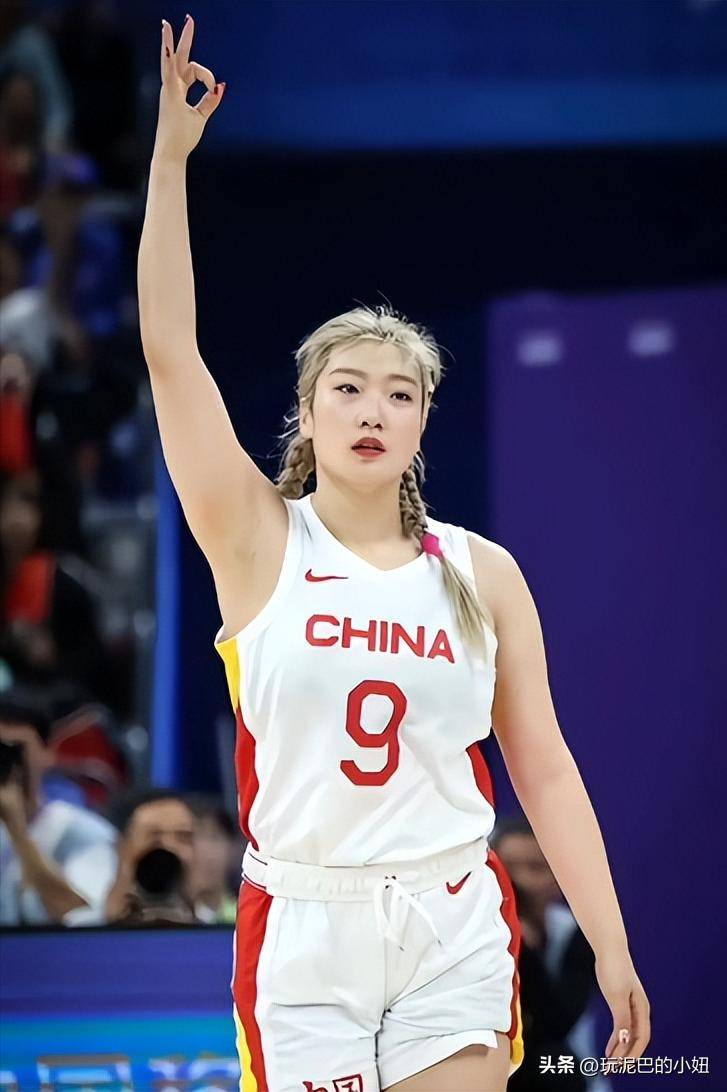 欧洲篮球超级联赛现-Up篮球对抗赛创纪录座无虚席 欧洲篮球超级联赛现-Up篮球对抗赛创纪录座无虚席