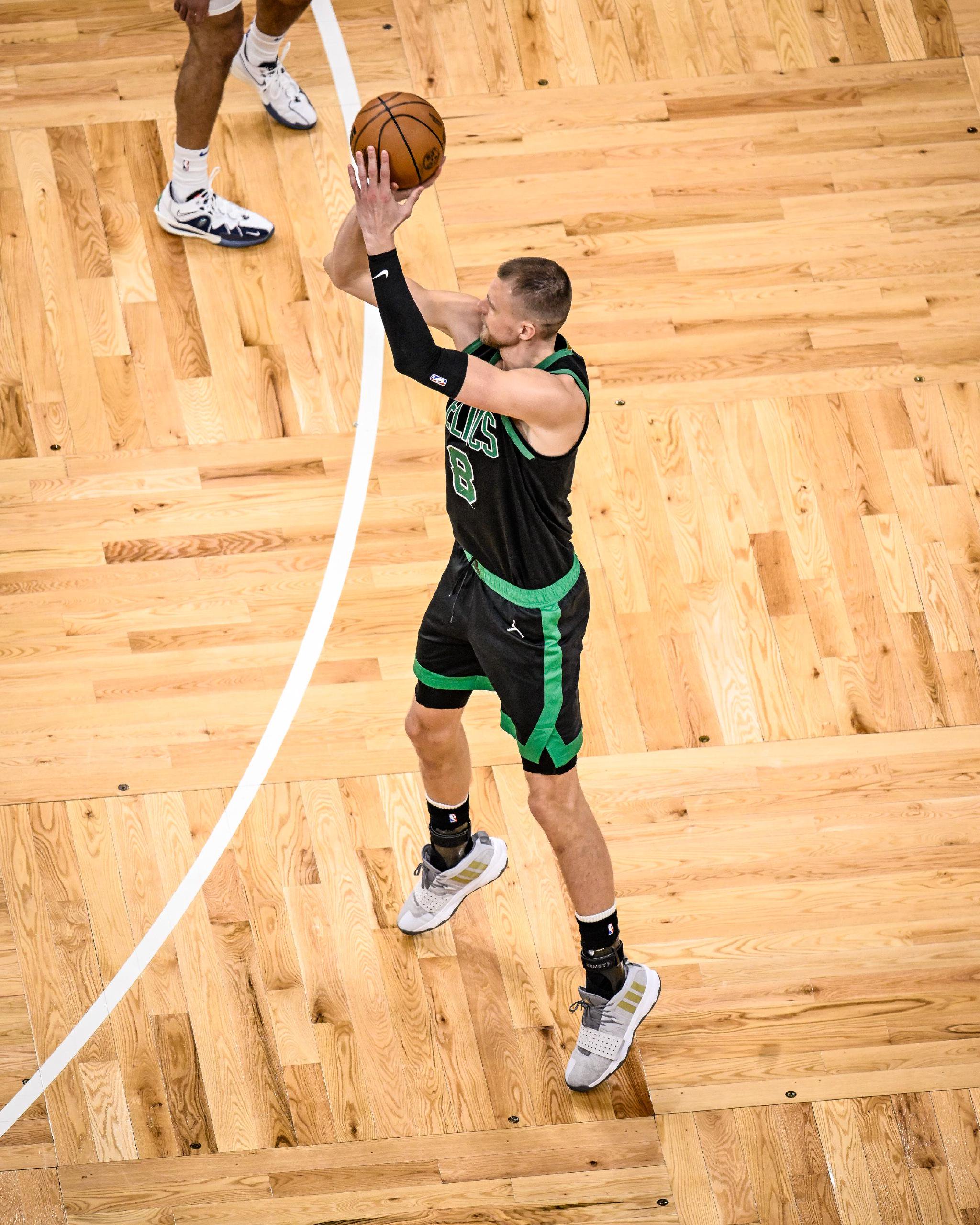 凯尔特人大胜独行侠,取得两连胜(凯尔特人vs独行侠预测) 凯尔特人大胜独行侠,取得两连胜(凯尔特人vs独行侠预测)