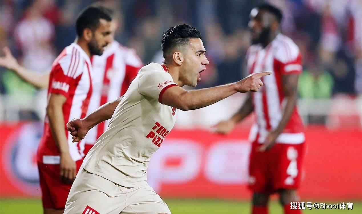 那不勒斯主场大捷，稳固前四位置，信心十足(那不勒斯是哪个派系)