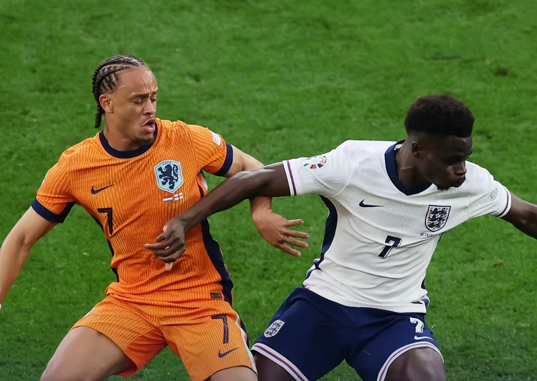 英格兰队在欧预赛中打败对手，取得胜利(英格兰队欧洲杯预选赛)