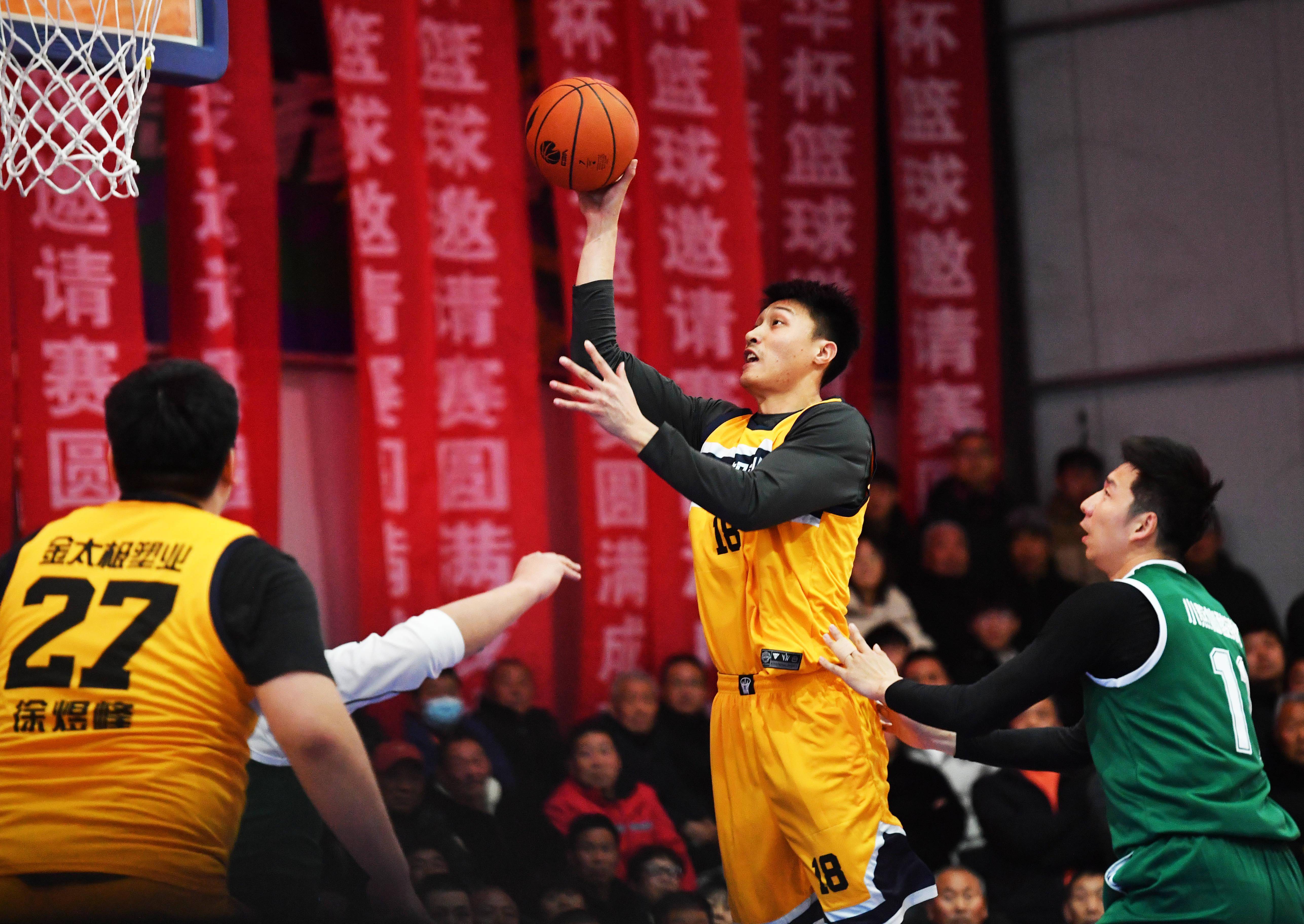 MILAN ESPORTS-区域篮球盛事火爆进行，球员实力对拼激烈的简单介绍