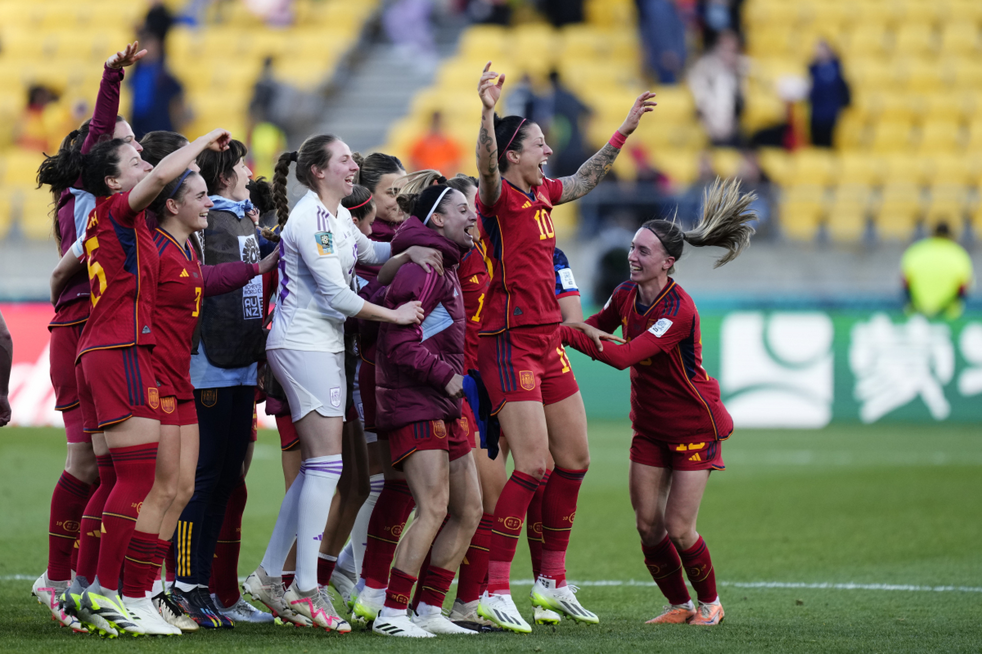 米兰电竞-包含世界女足赛事冲锋陷阵，激情无限！的词条