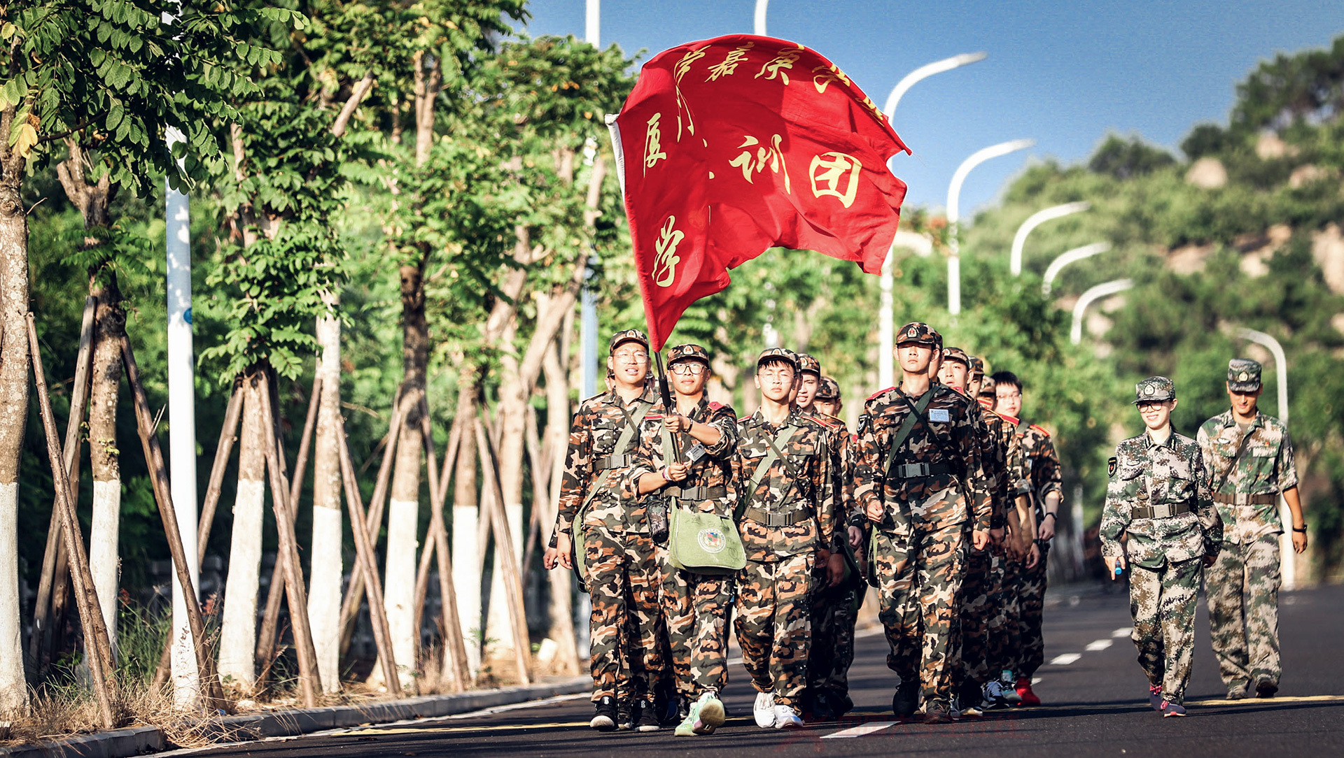 斯图加特雄狮雄起，凭借毅力夺得宝贵胜利！(斯图加特图片)
